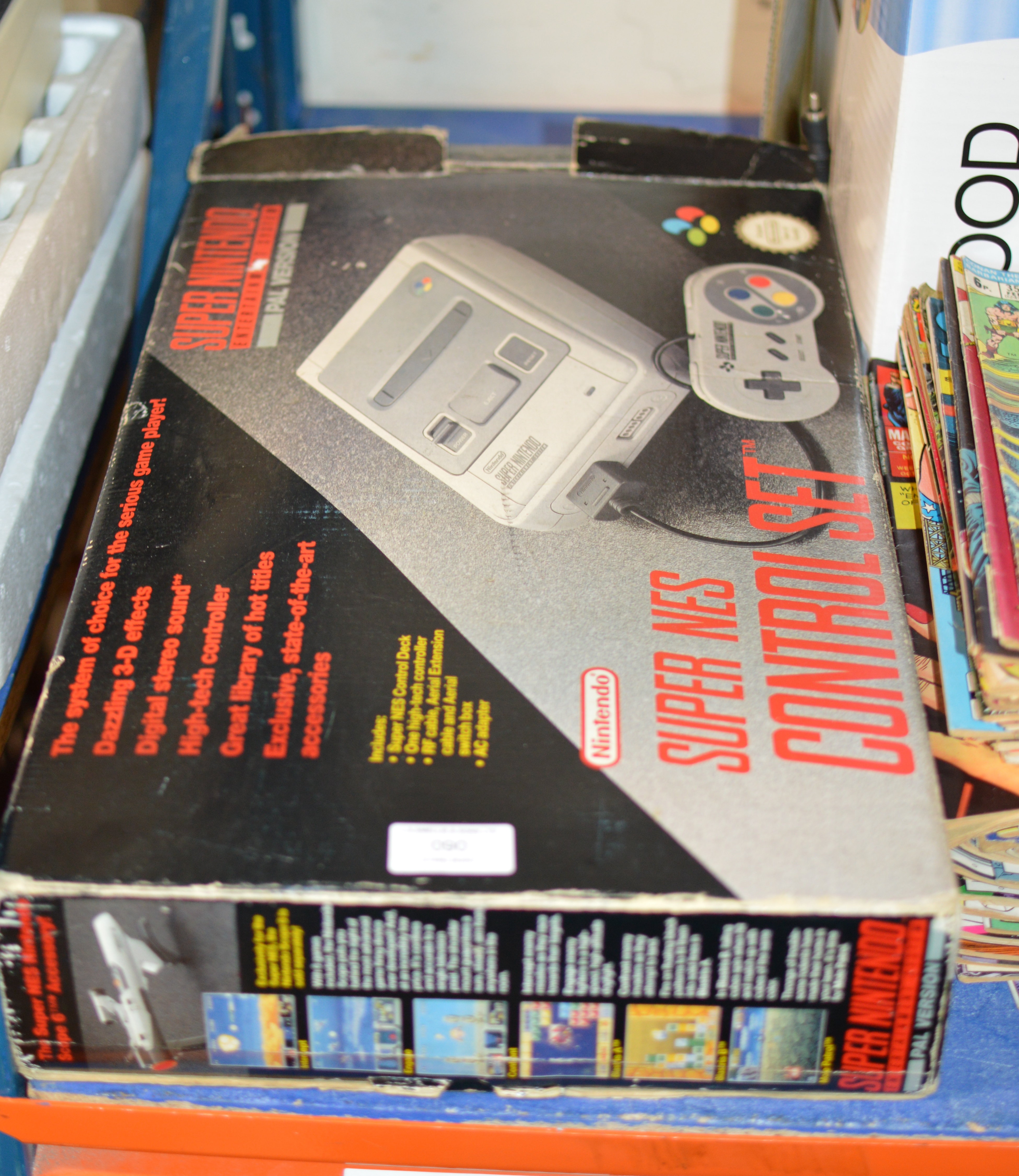 VINTAGE NINTENDO SUPER NES CONSOLE IN BOX