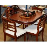 REPRODUCTION MAHOGANY DINING TABLE WITH 4 CHAIRS