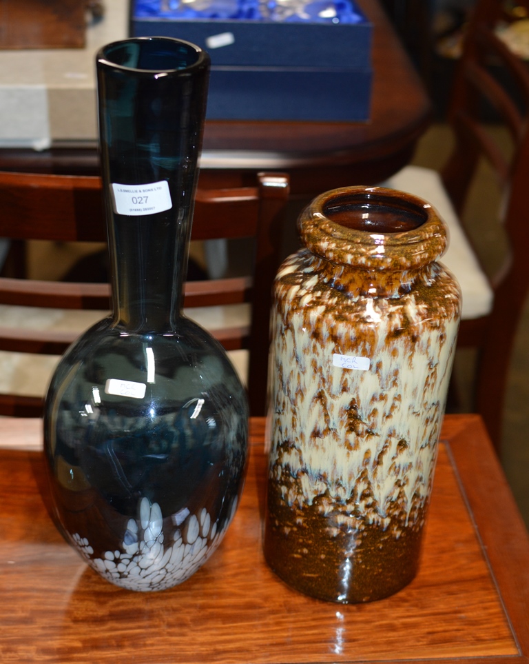 DECORATIVE COLOURED GLASS VASE & WEST GERMAN POTTERY VASE