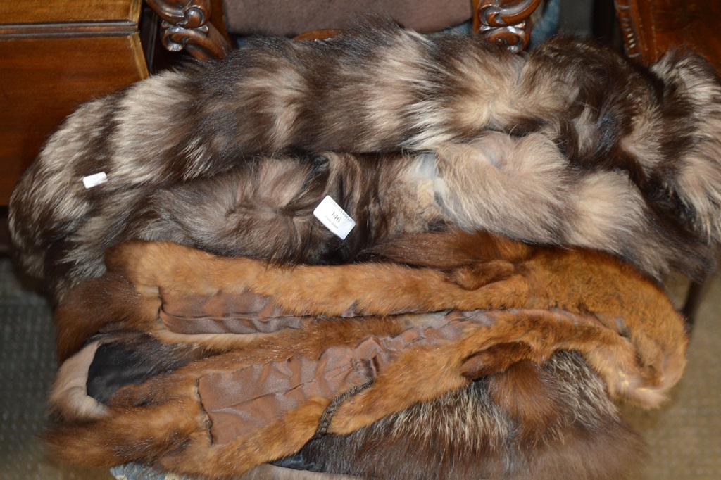 VARIOUS FUR STOLES