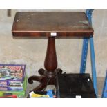 VICTORIAN MAHOGANY OCCASIONAL TABLE