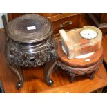 2 ORIENTAL STANDS & ONYX CLOCK