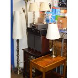 WOODEN TROLLEY, 2 FLOOR LAMPS & VARIOUS OTHER LAMPS