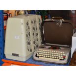 VINTAGE SEWING MACHINE & TYPEWRITER