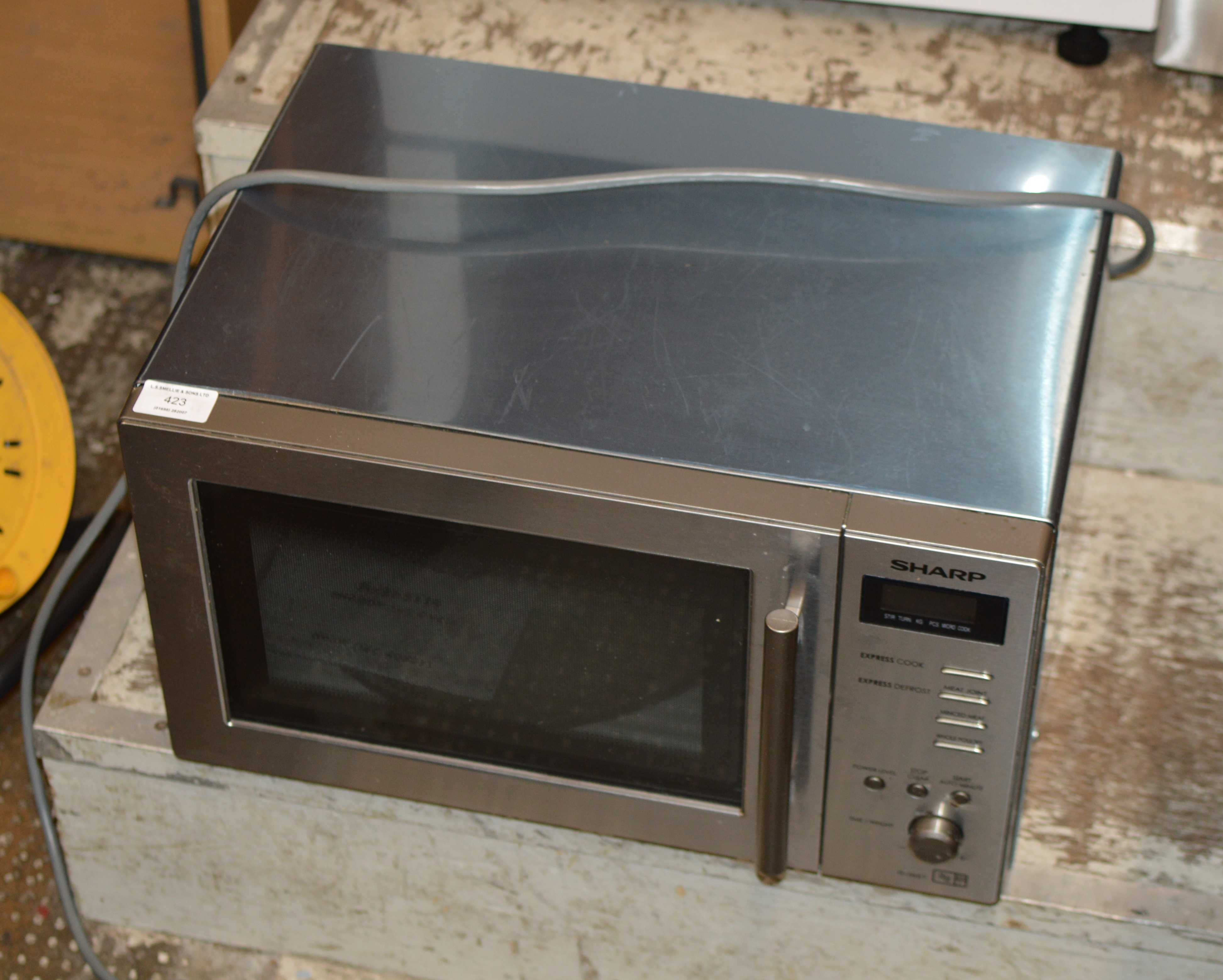 SHARP MICROWAVE OVEN