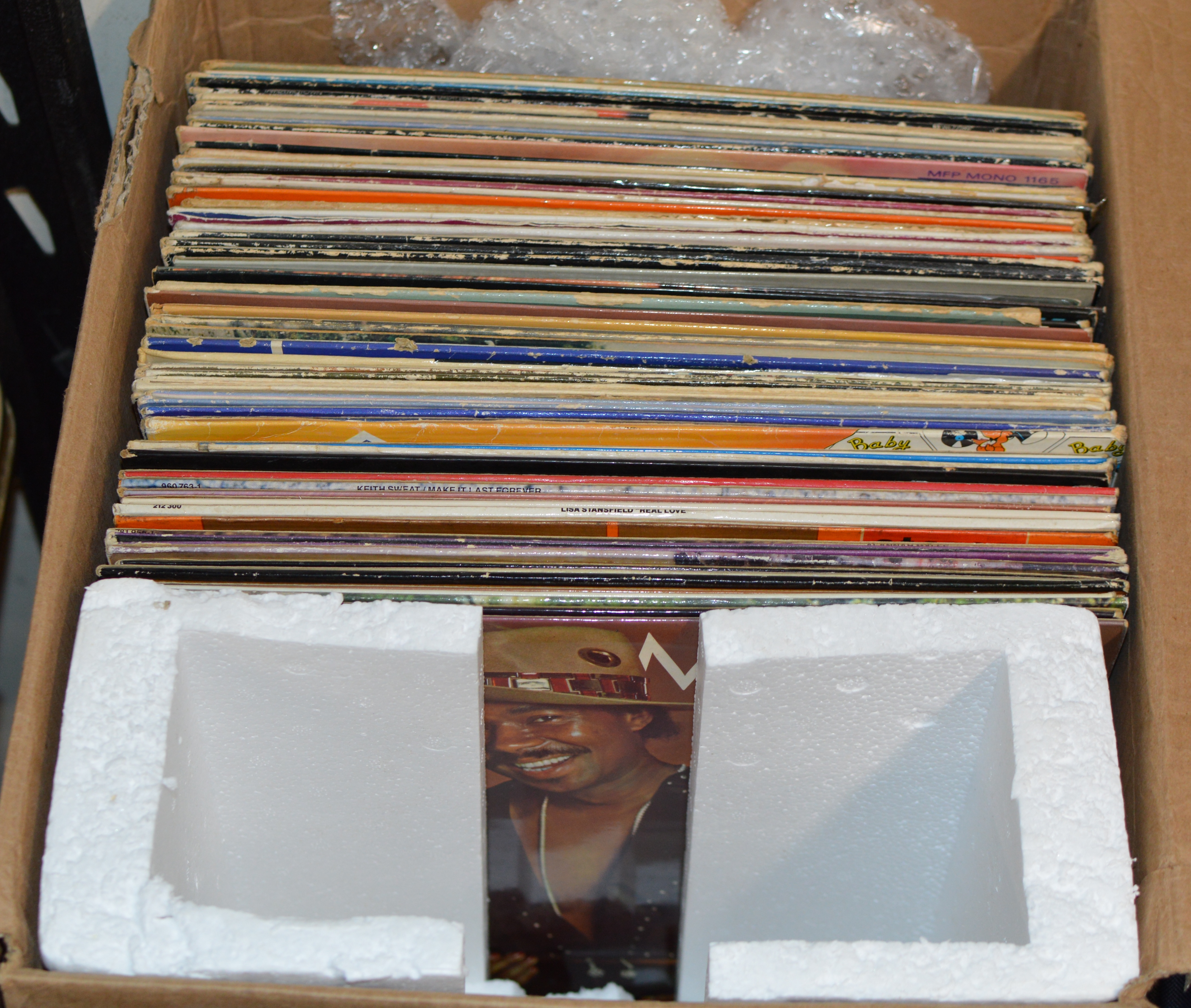 BOX WITH QUANTITY LP RECORDS