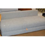 MODERN BED SETTEE