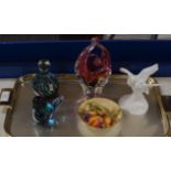 TRAY CONTAINING AYNSLEY PIN DISH, ROYAL DOULTON BIRD ORNAMENT & 3 PIECES OF GLASS WARE