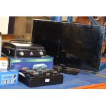 BOXED SET OF 6 TUMBLERS, USB TURNTABLE & PANASONIC 32" LCD TV