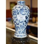 7" CHINESE BLUE & WHITE PORCELAIN VASE WITH 4 CHARACTER MARK & WOOD STAND
