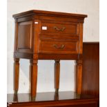 REPRODUCTION MAHOGANY 2 DRAWER BEDSIDE CHEST