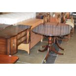 10 PIECE REPRODUCTION MAHOGANY DINING ROOM SUITE COMPRISING SIDEBOARD, TABLE & 8 CHAIRS