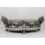 Centro tavola in argento. - A silver centerpiece