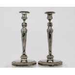 Coppia di candellieri in argento - A pair of silver candlesticks