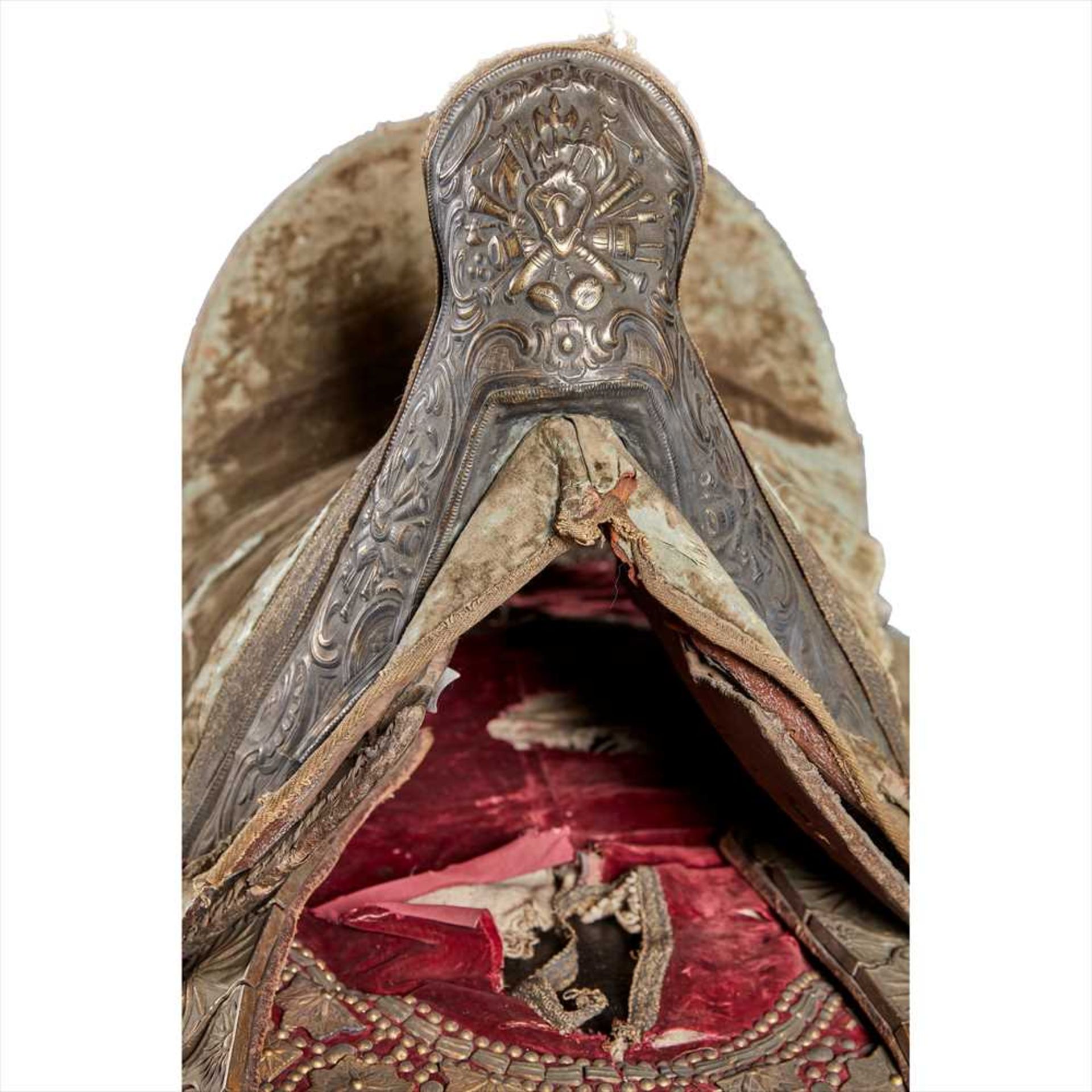 OTTOMAN SADDLE, RED VELVET SADDLE-CLOTH, AND TACKLE LATE 18TH/ EARLY 19TH CENTURY - Image 3 of 7