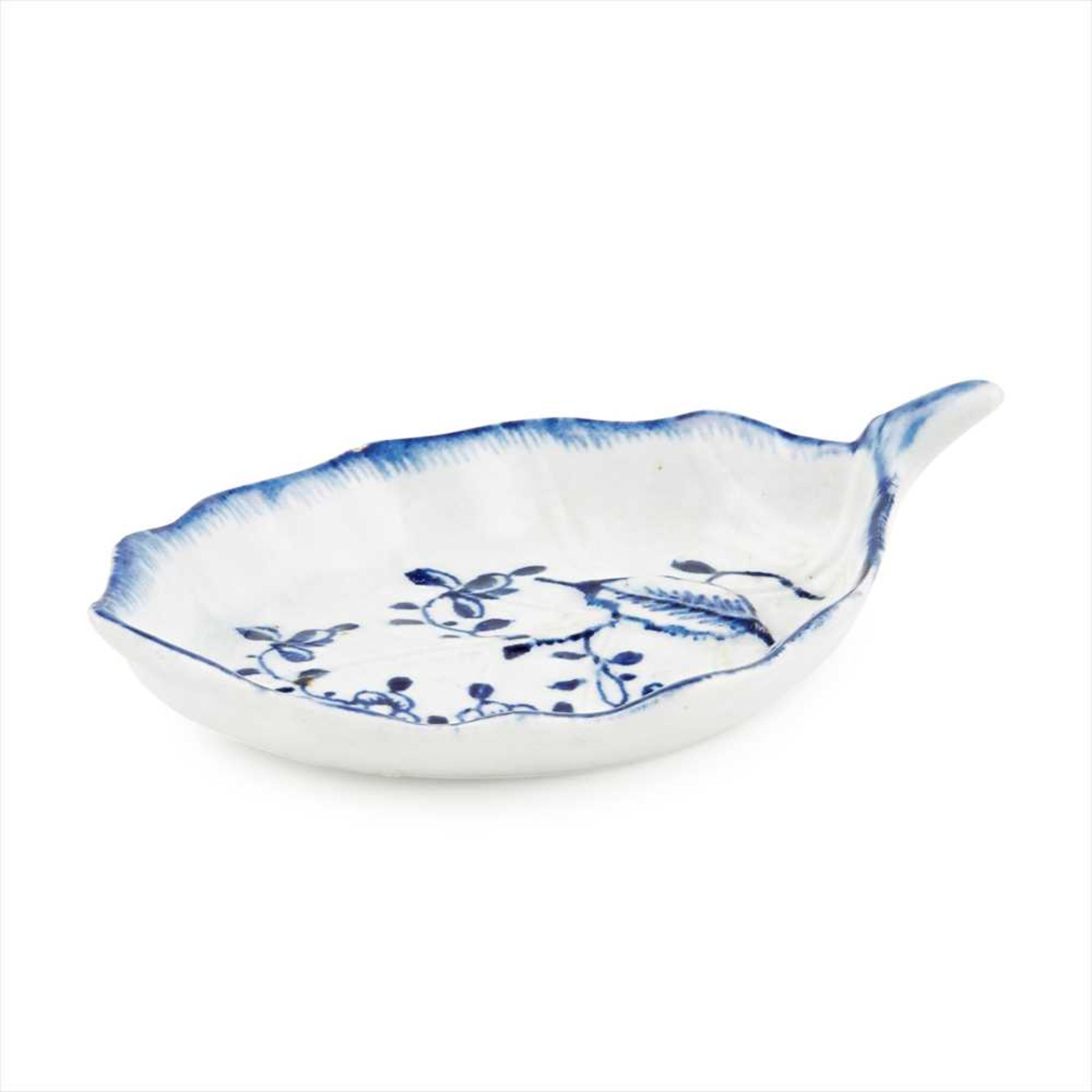LOWESTOFT BLUE AND WHITE PORCELAIN PICKLE DISH CIRCA 1770 - Image 2 of 2