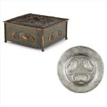 ATTRIBUTED TO TALWIN MORRIS ARTS & CRAFTS COPPER JEWELLERY BOX, CIRCA 1900