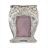 JAMES DEAKIN & SONS ART NOUVEAU SILVER PHOTOGRAPH FRAME, BIRMINGHAM 1905