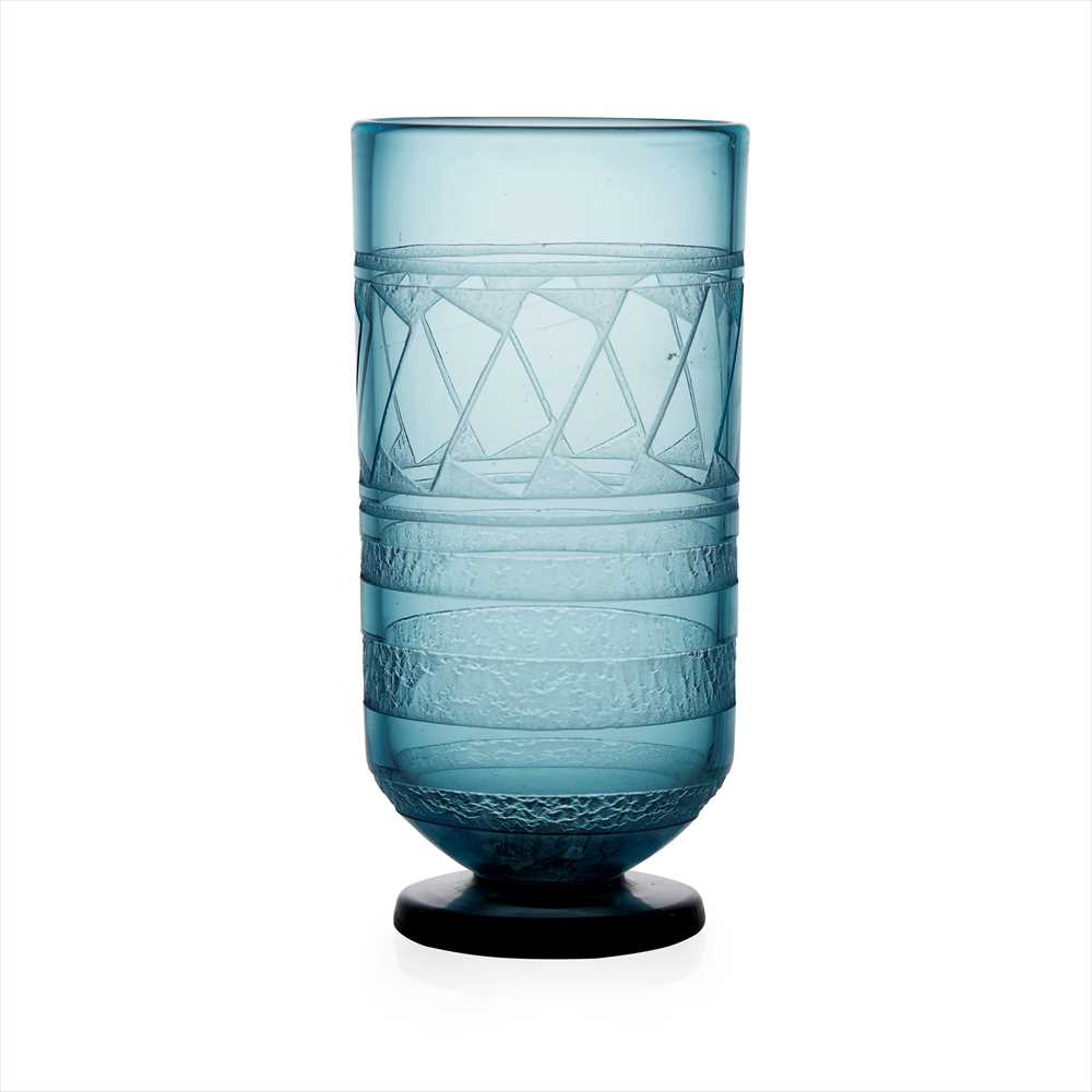 SCHNEIDER ART DECO BLUE GLASS VASE, CIRCA 1930 - Image 3 of 3