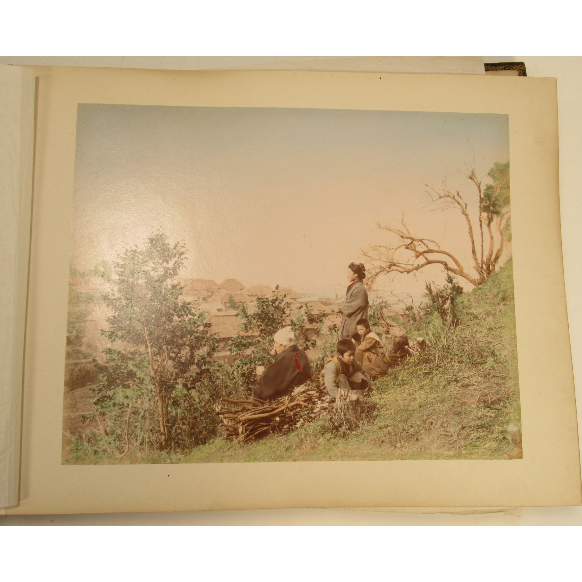 Y Japanese Photograph Album 60 albumen prints - Image 5 of 7