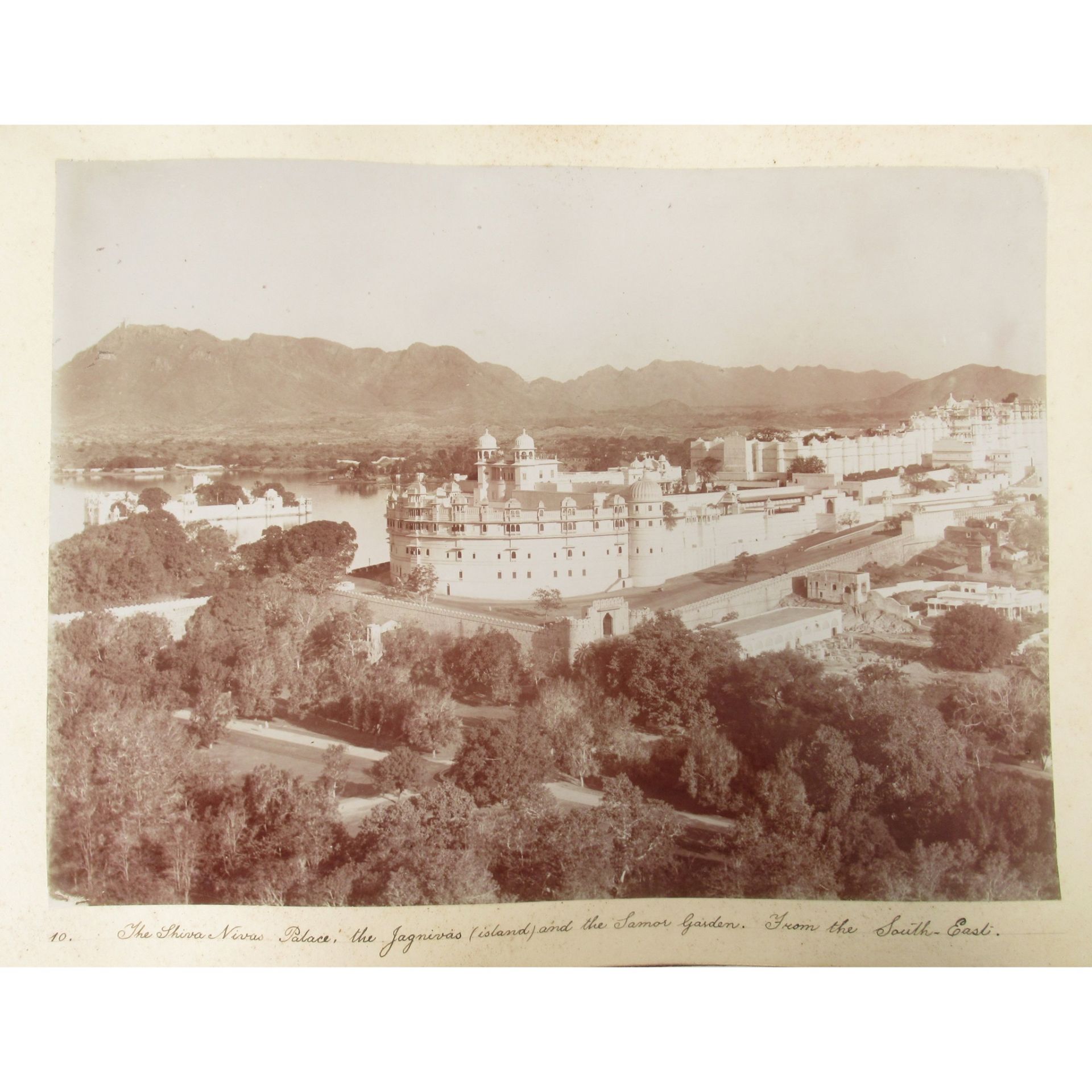 India: a photograph album Photographs of Rajasthan by Mohan Lal of Udaipur, late 19th century - Image 5 of 23