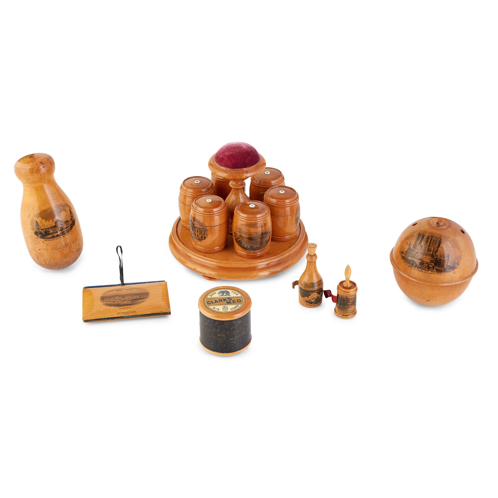 A GROUP OF MAUCHLINE WARE SEWING ITEMS LATE 19TH CENTURY