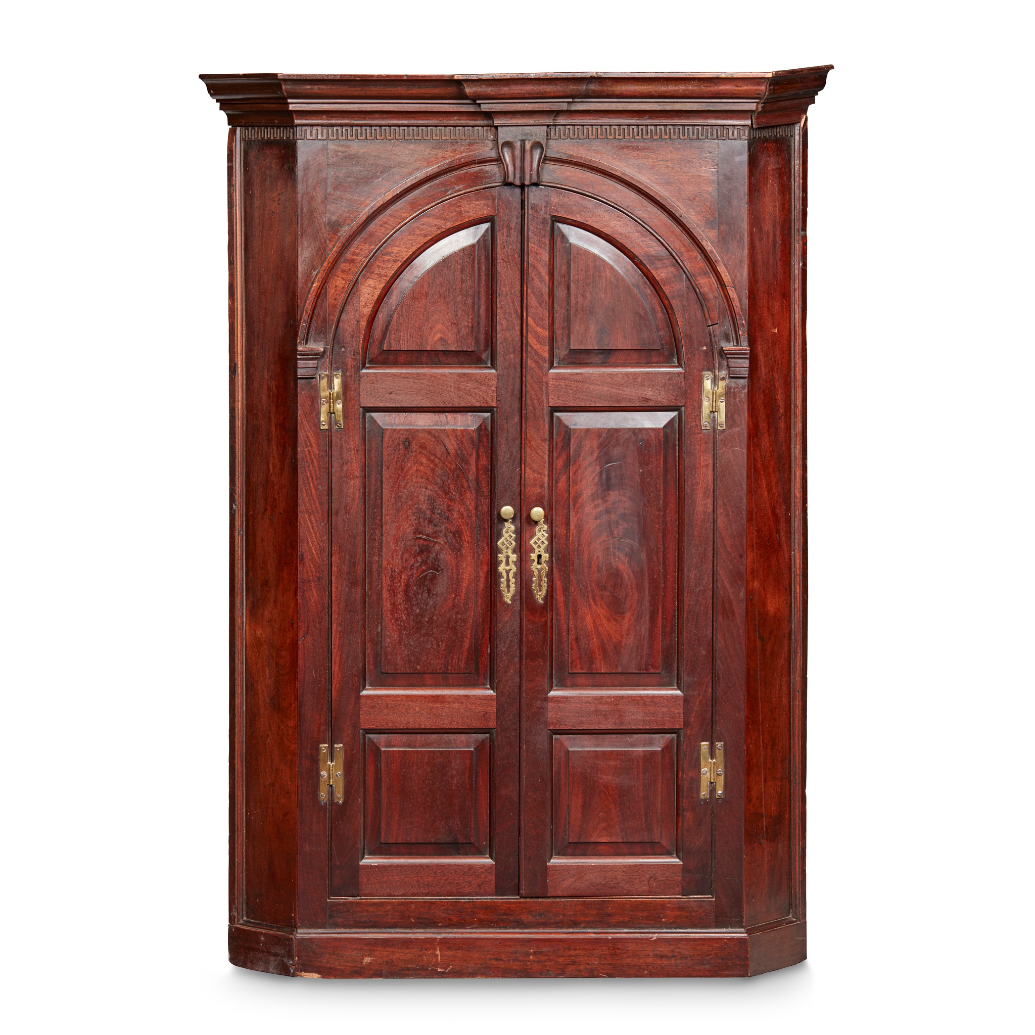 GEORGE II MAHOGANY HANGING CORNER CUPBOARD MID 18TH CENTURY