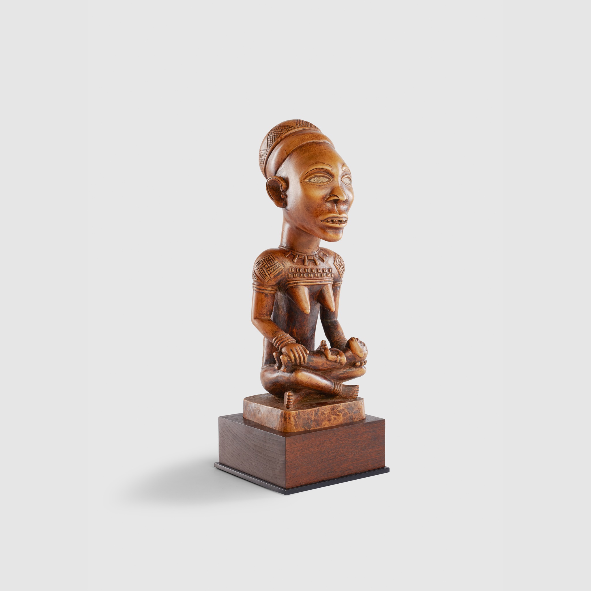 YOMBE MATERNITY FIGURE, PHEMBA DEMOCRATIC REPUBLIC OF CONGO - Image 6 of 7