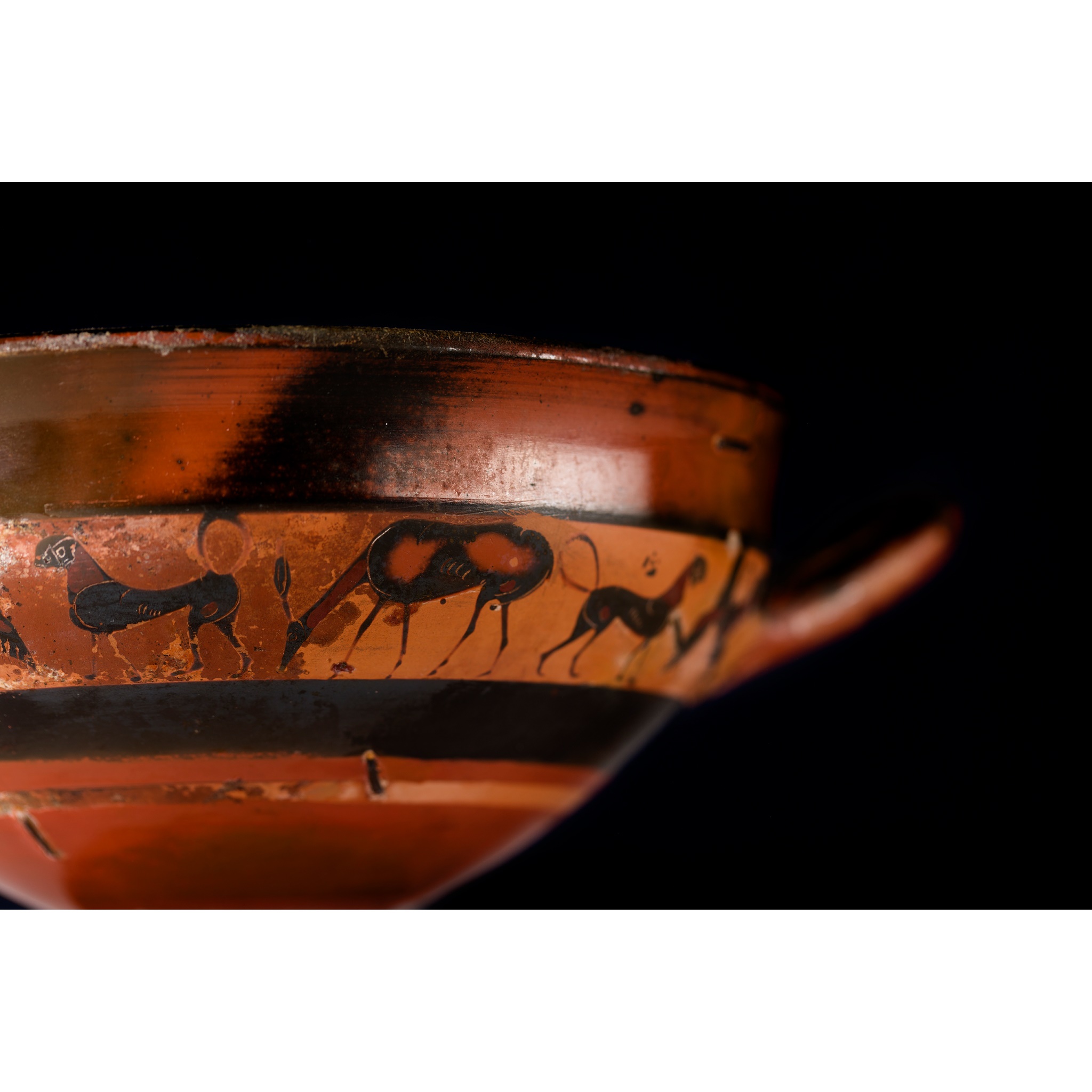 ATTIC BLACK FIGURE KYLIX GREECE, EARLY 5TH CENTURY B.C. - Image 5 of 6