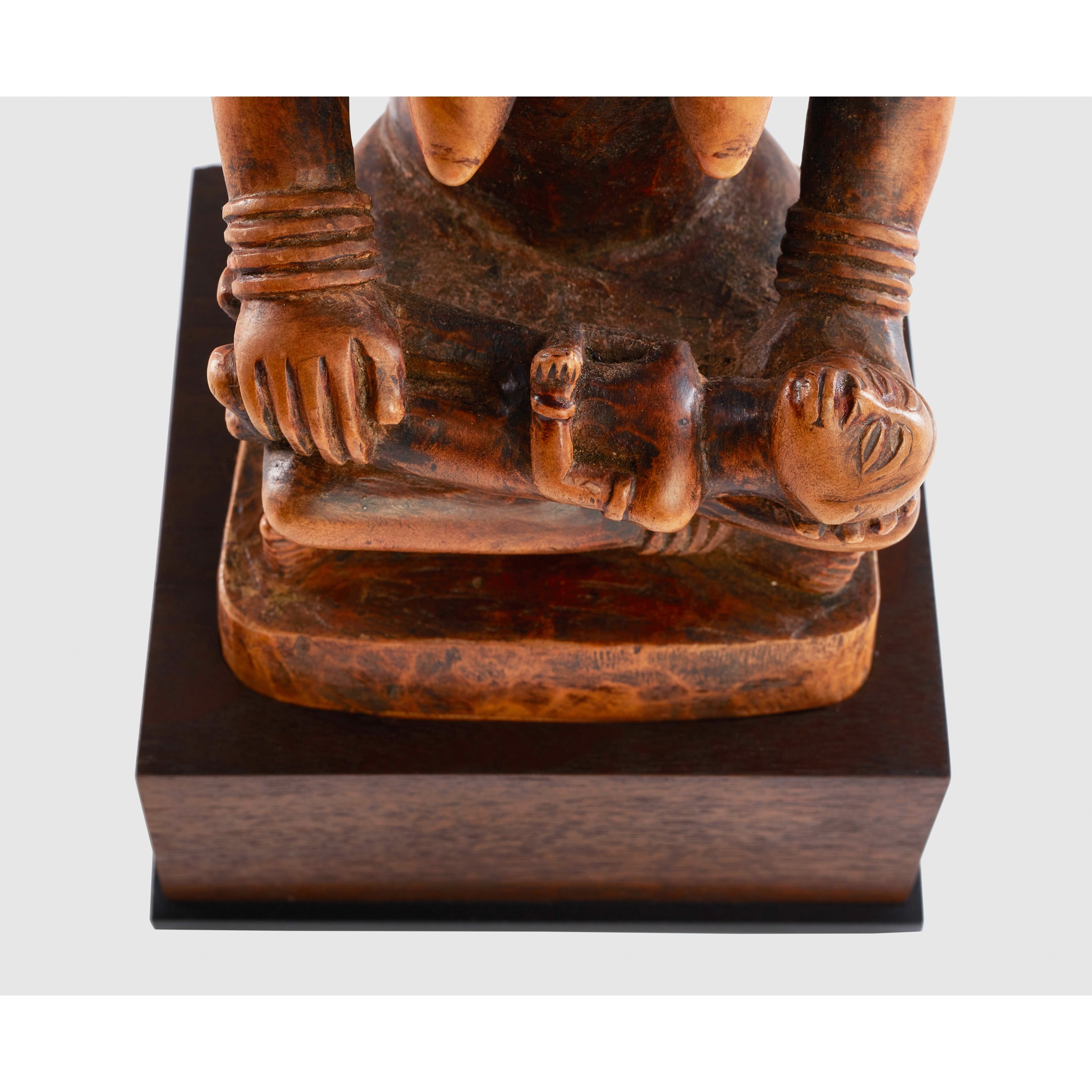 YOMBE MATERNITY FIGURE, PHEMBA DEMOCRATIC REPUBLIC OF CONGO - Image 5 of 7