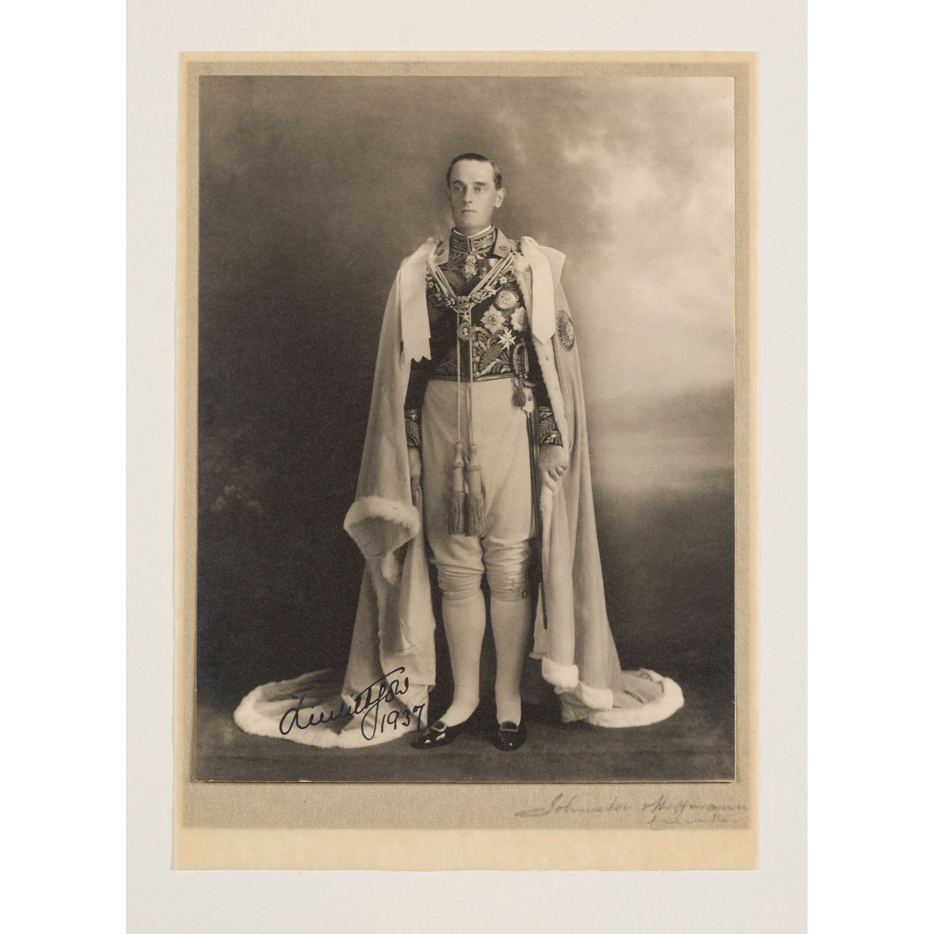 Victor Hope, 2nd Marquess of Linlithgow & Doreen, Marchioness of Linlithgow Governor-General and - Bild 2 aus 3