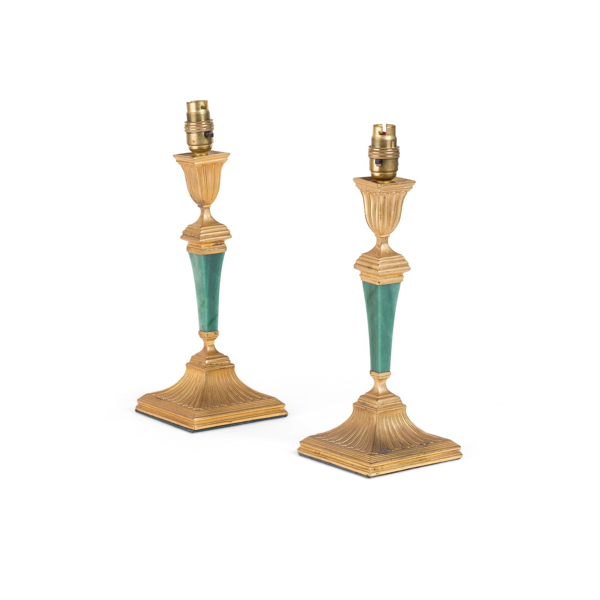 PAIR OF FRENCH GILT BRONZE AND GREEN HARDSTONE TABLE LAMPS 19TH CENTURY - Bild 2 aus 2