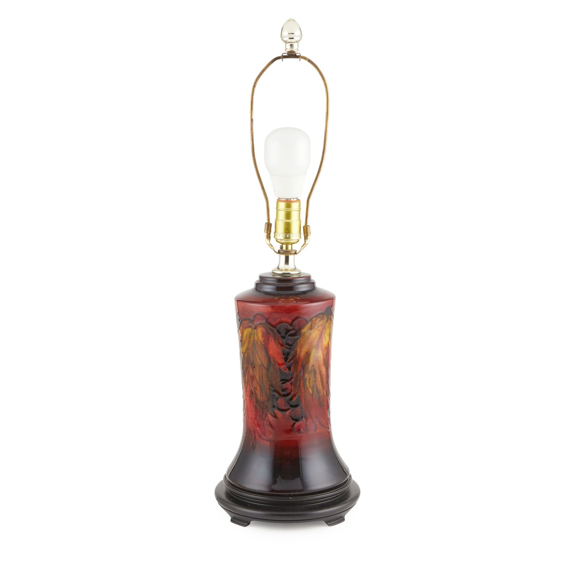 MOORCROFT POTTERY ‘LEAF & BERRY’ FLAMBÉ TABLE LAMP, LATE 20TH CENTURY