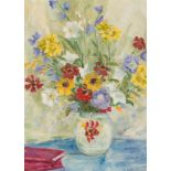 § BETTY MCTAGGART (SCOTTISH 20TH CENTURY) MIXED FLOWERS