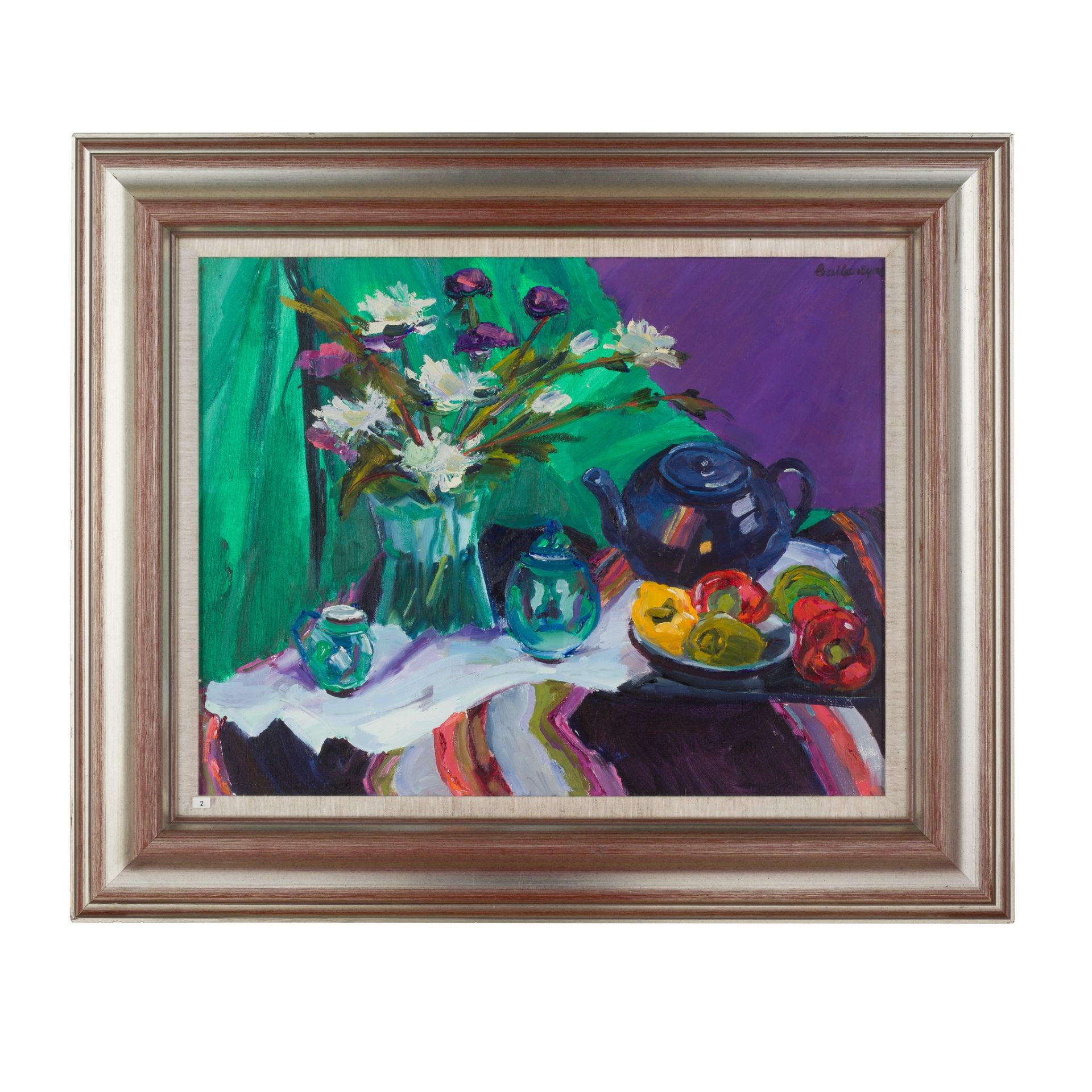 § MARGARET BALLANTYNE S.A.A.C. (SCOTTISH B.1936) STILL LIFE WITH GREEN CLOTH - Bild 2 aus 2