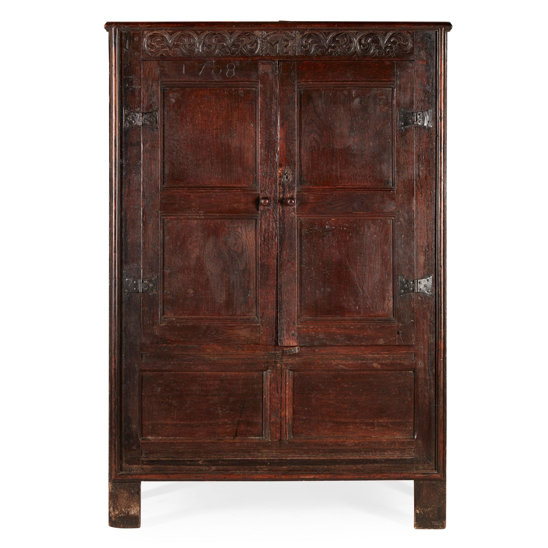 WESTMORELAND OAK CUPBOARD EARLY 18TH CENTURY