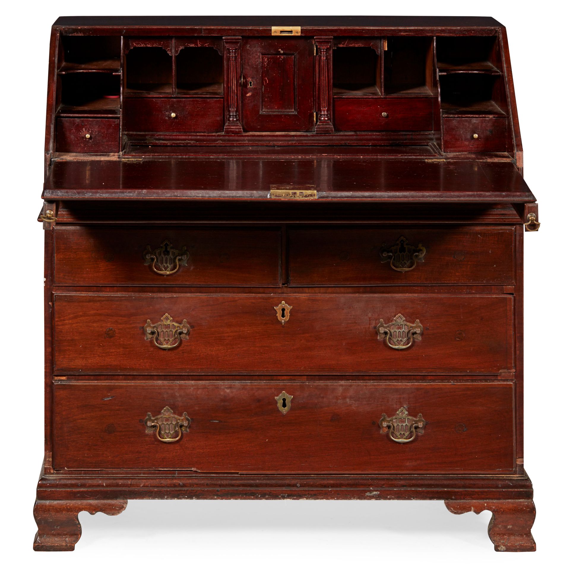 LATE GEORGE II MAHOGANY BUREAU MID 18TH CENTURY - Bild 2 aus 2