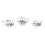 THREE WORCESTER BLUE AND WHITE PORCELAIN BOWLS 18TH CENTURY