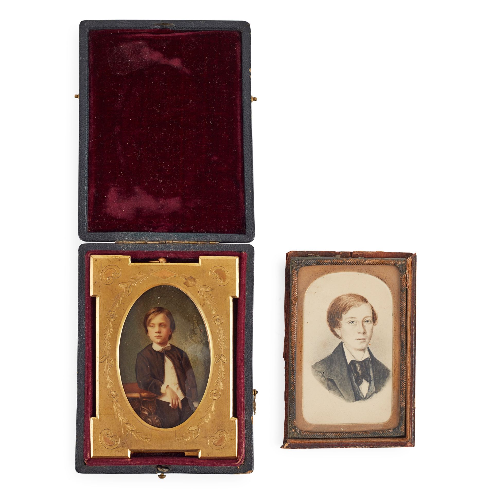 TWO PORTRAIT MINIATURES OF A BOY 19TH CENTURY - Bild 2 aus 2