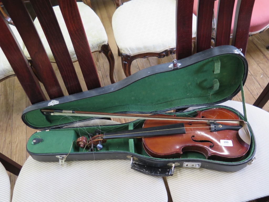 A violin, labelled Aubry Dugarde, 12 Faubourg Meunier, Paris and dated 1927, single piece back, 58.5