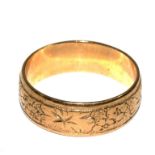 A 9 carat gold gentleman's ring