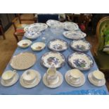 Ceramic tablewares including four Copeland Spode 'Siam' bowls 26cm diameter, Midwinter Stonehenge