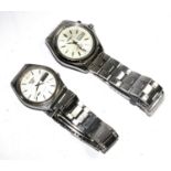 Two stainless steel gentlemen's Seiko wrist watches