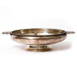 A LATE 20TH CENTURY PRESENTATION SILVER BOWL relating to Lincoln College, with cast foliate handles,