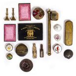 A MIXED GROUP OF VARIOUS ITEMS to include an 18th century brass and copper continental snuff box