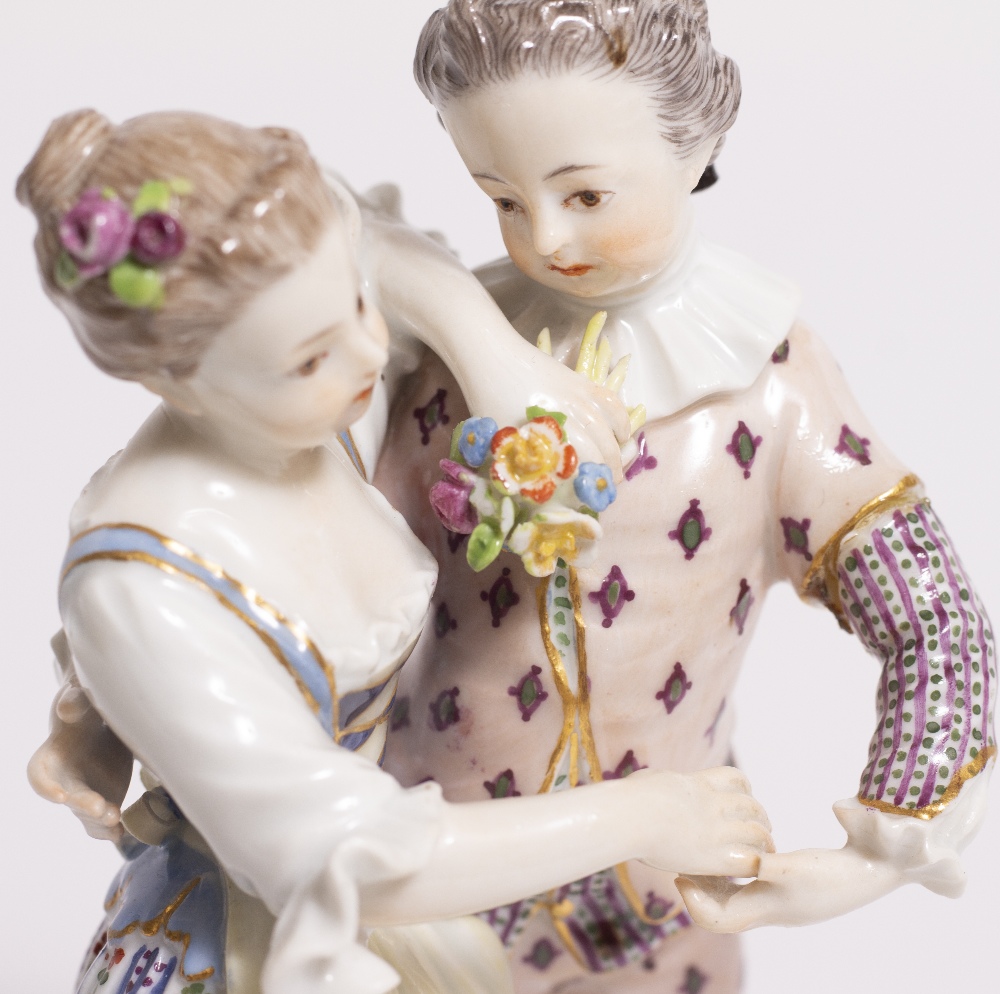 A MEISSEN PORCELAIN FIGURINE of a boy and a girl dancing numbered Q113, 14.5cm high Condition: small - Image 6 of 7