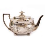A GEORGE III SILVER TEAPOT by Thomas Wallis II, with silver knop and silver handle with insulators