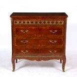 A LATE 20TH / EARLY 21ST CENTURY CONTINENTAL KINGWOOD VENEERED CHEST OF THREE DRAWERS with brass