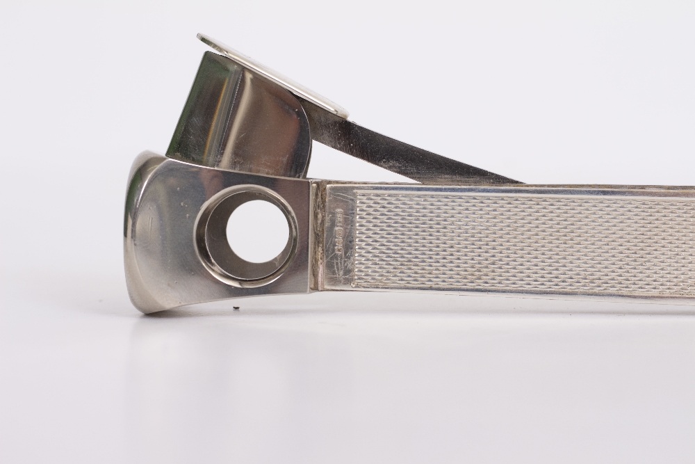 A STEEL AND SILVER MOUNTED CIGAR CUTTER with dates for Birmingham 1987 and makers mark B & M, 15.2cm - Image 4 of 4