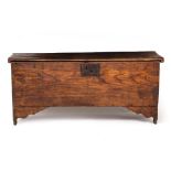 AN OLD ELM SIX PLANK CHEST OR COFFER with reeded front moulding to the lid, 111.5cm wide x 38cm deep